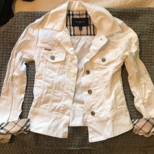 قبول التفاوت مصباح burberry white 